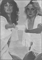 Linnea and Haydee Pomar (The Skirts)